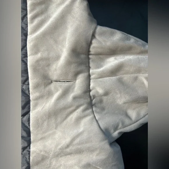 Paw & Tail Quilted Diamond Hooded Dog Jacket - small - gray - Picture 3 of 7